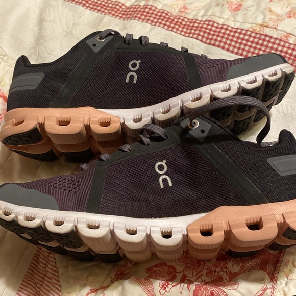 ON Cloud X Sneaker Women’s Tennis Shoes size 9.5 - Picture 6 of 7